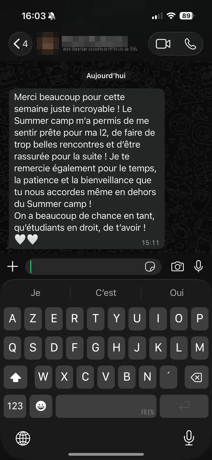 Capture WhatsApp d'une étudiante remerciant Marie Terki, disant que le stage d'été l'a préparée et rassurée pour sa L2 et saluant sa disponibilité même en dehors du camp.