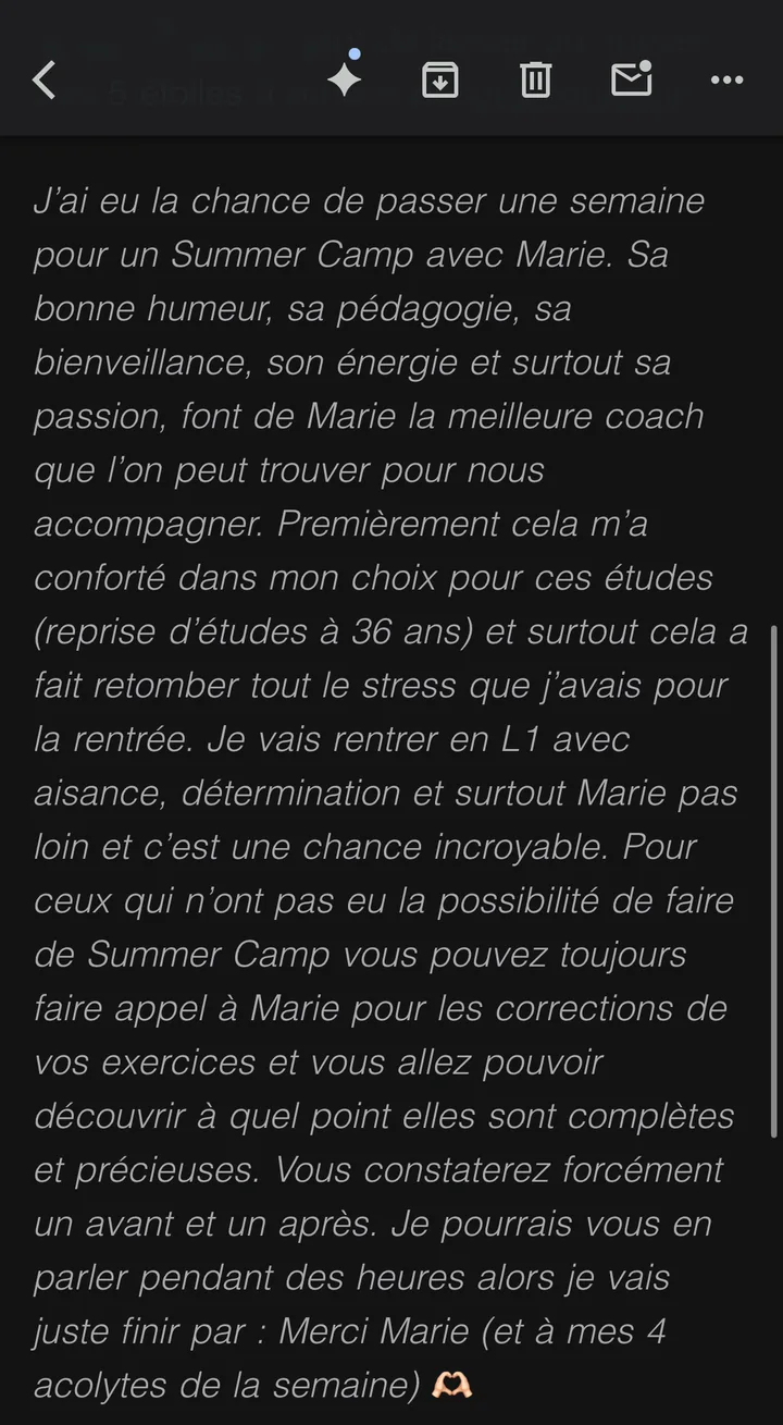 Avis Google d'une étudiante en reprise d'études à 36 ans sur le stage d'été avec Marie Terki : stress retombé avant la L1, et conseil de faire appel à Marie pour les corrections.